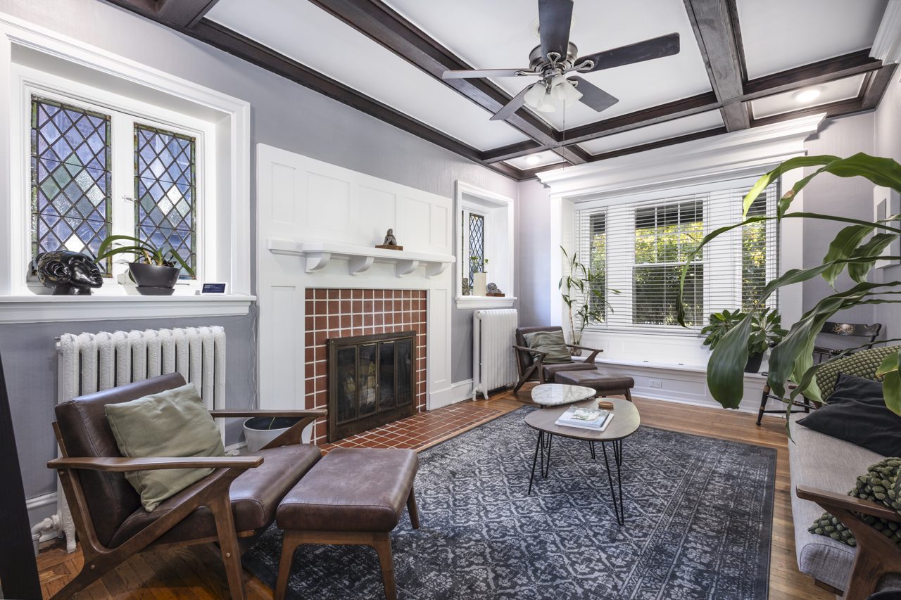 7141 Cresheim Road | West Mount Airy